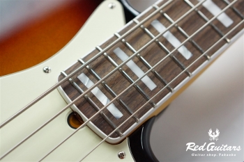 American Ultra Jazz Bass - Ultaraburst